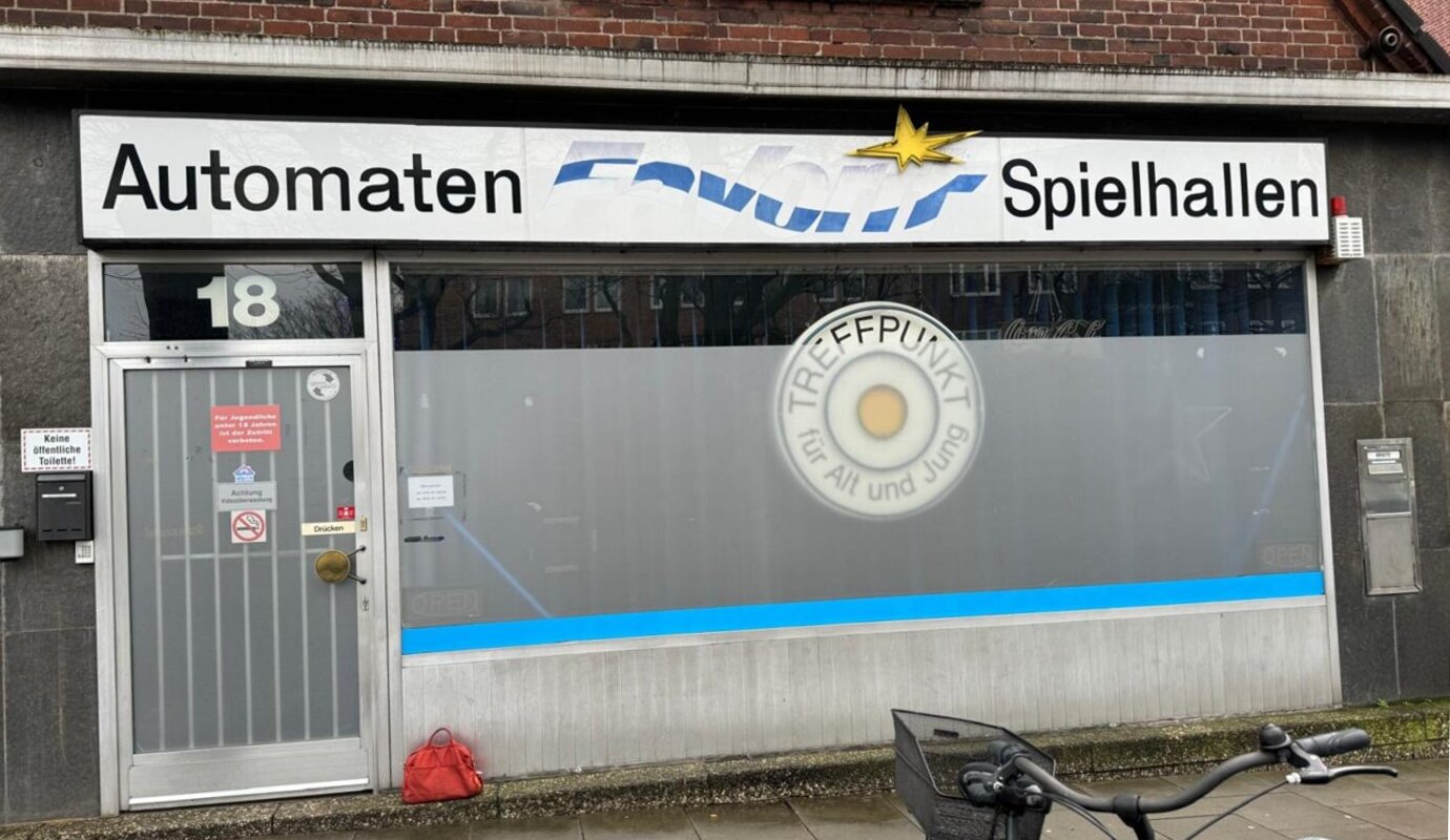 Spielhalle Favorit U-Borgweg, Außenansicht